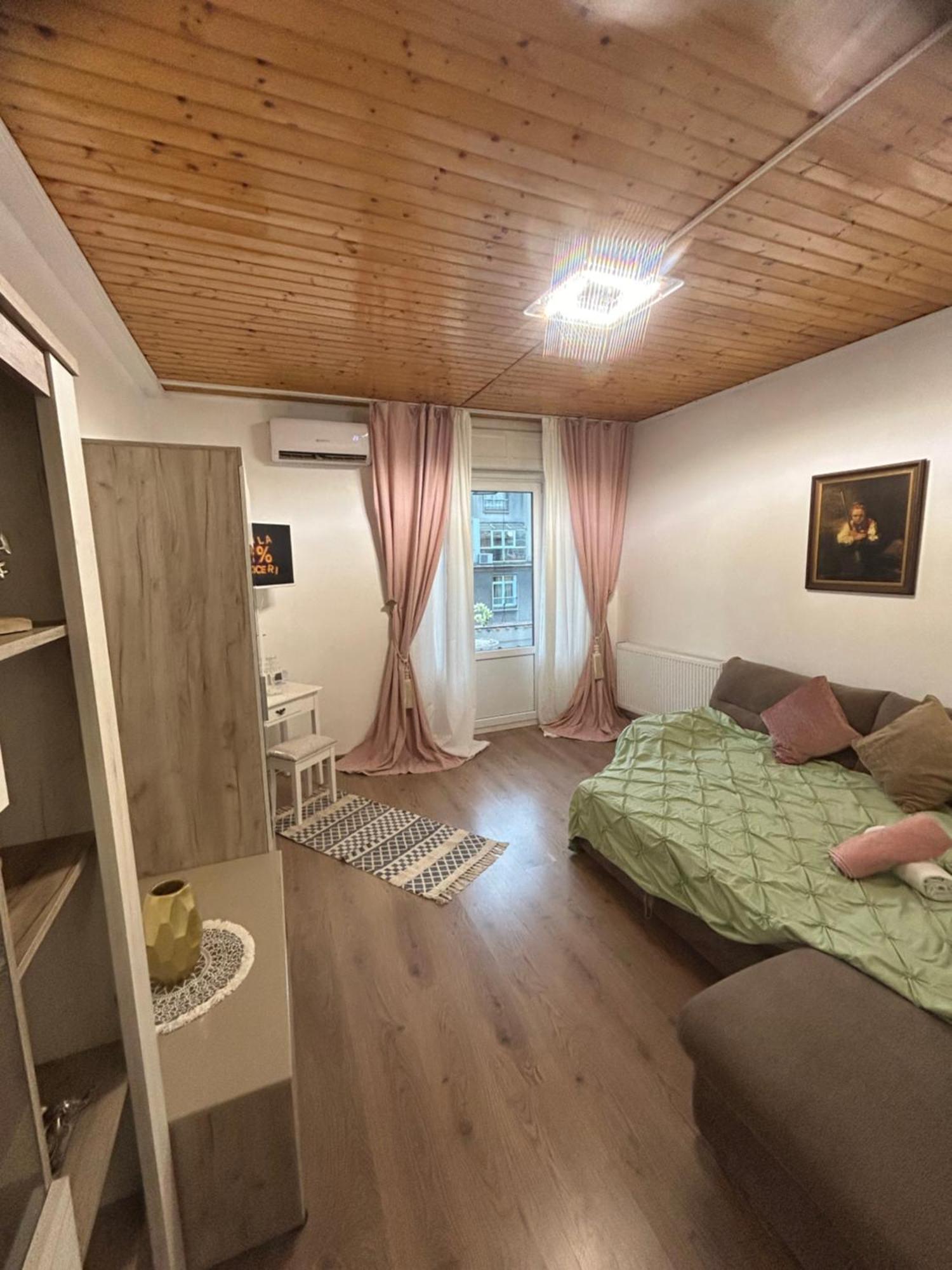 Panoramic Terace Victory Boutique Apartment บูคาเรสต์ ภายนอก รูปภาพ