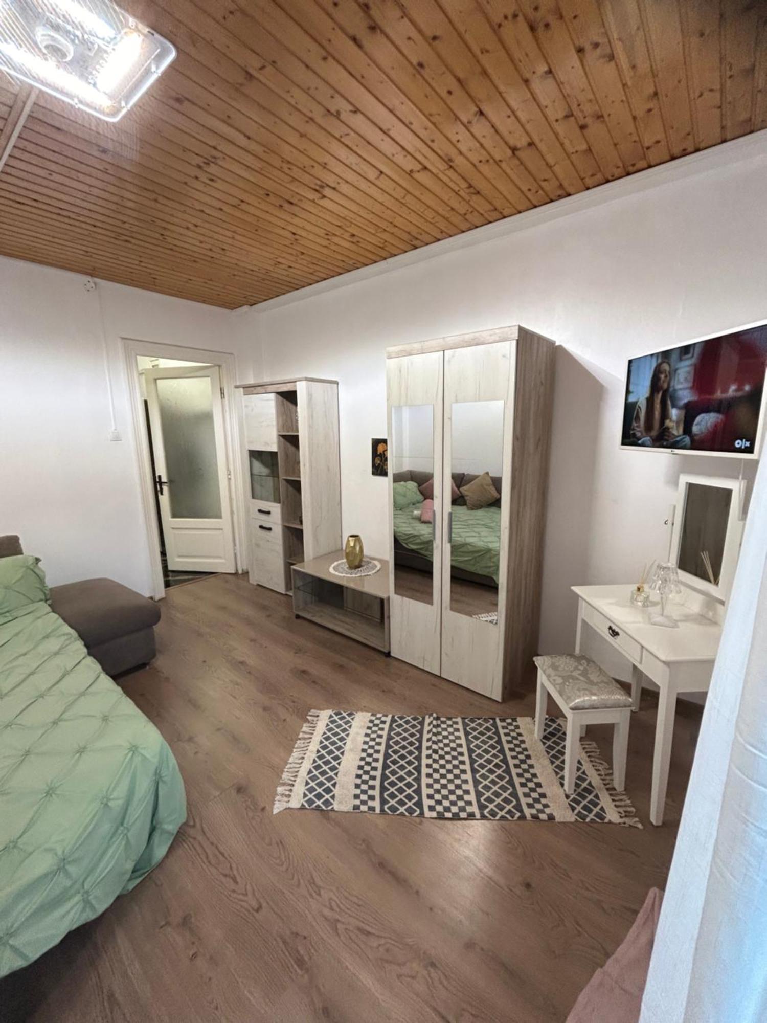 Panoramic Terace Victory Boutique Apartment บูคาเรสต์ ภายนอก รูปภาพ