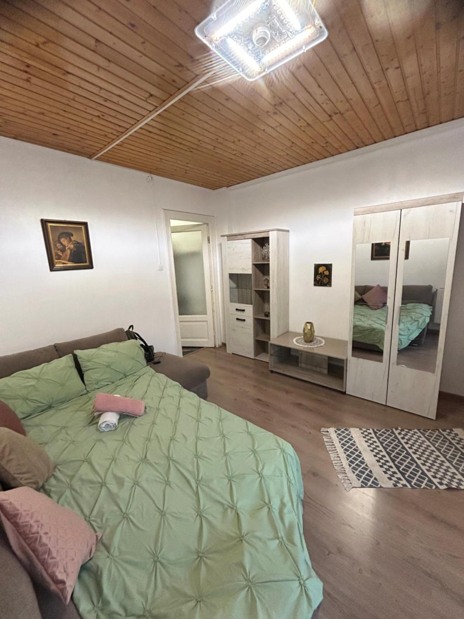 Panoramic Terace Victory Boutique Apartment บูคาเรสต์ ภายนอก รูปภาพ