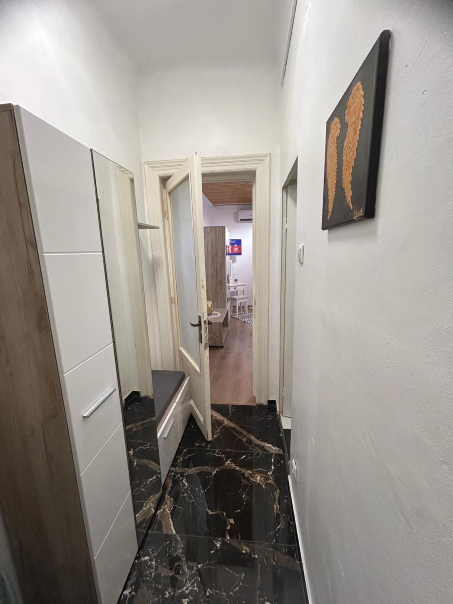 Panoramic Terace Victory Boutique Apartment บูคาเรสต์ ภายนอก รูปภาพ